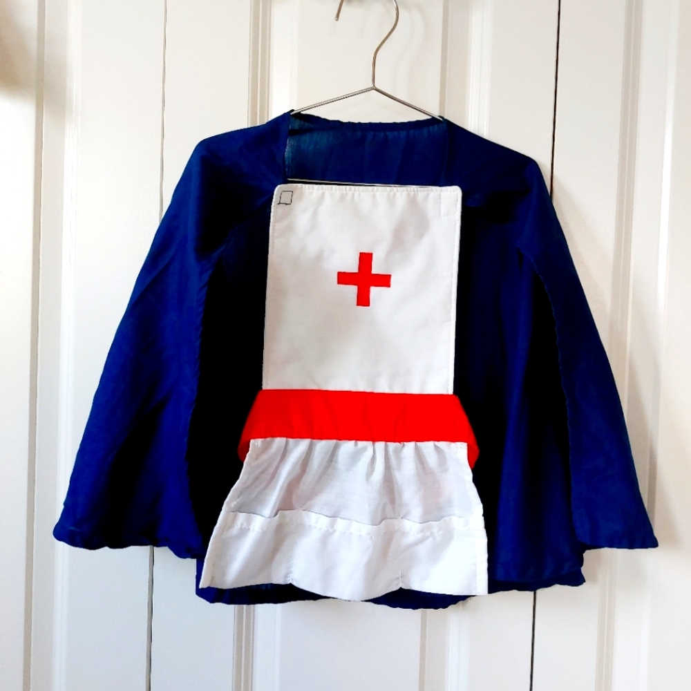WW2 Red Cross Nurse Costume size small/medium Halloween Theater‎